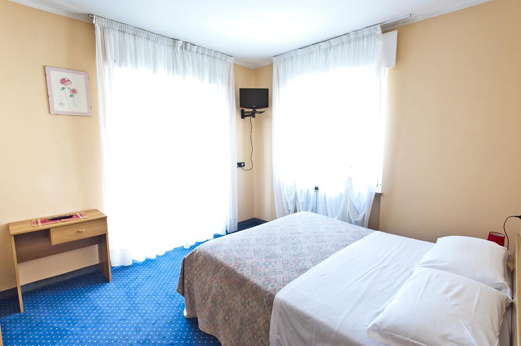 Hotel Rubino Nago Eksteriør bilde